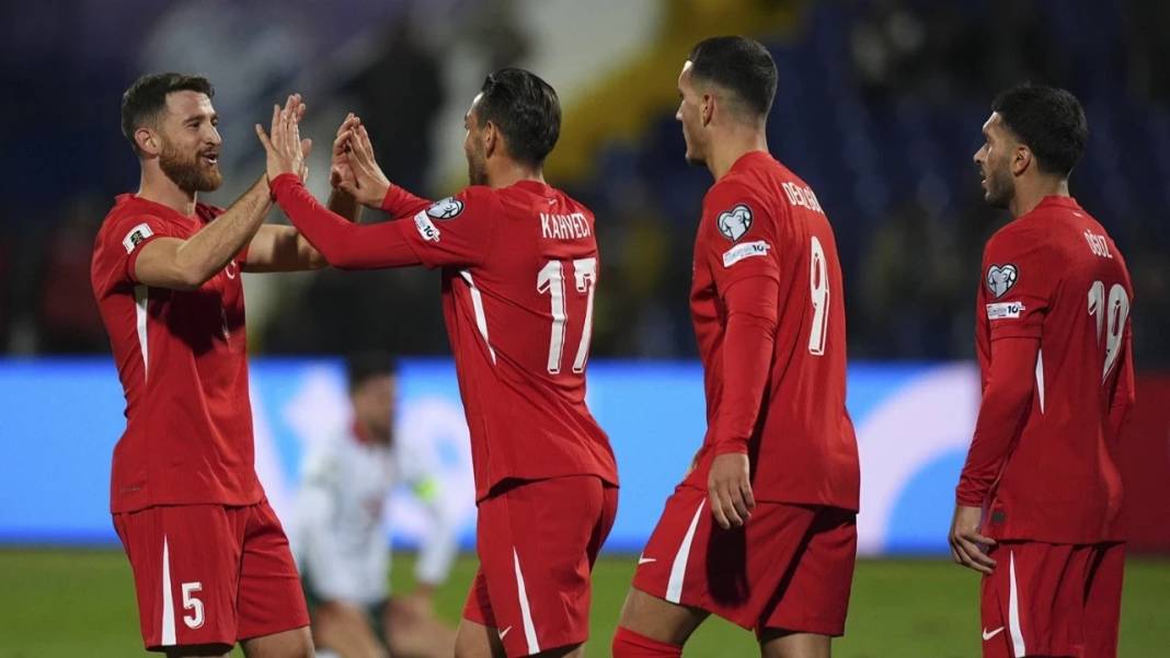 Tarihi gece için nefesler tutuldu! Türkiye - Gürcistan milli maçı muhtemel 11’ler belli oldu 8